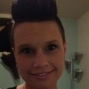 Meet your Posher, Josee